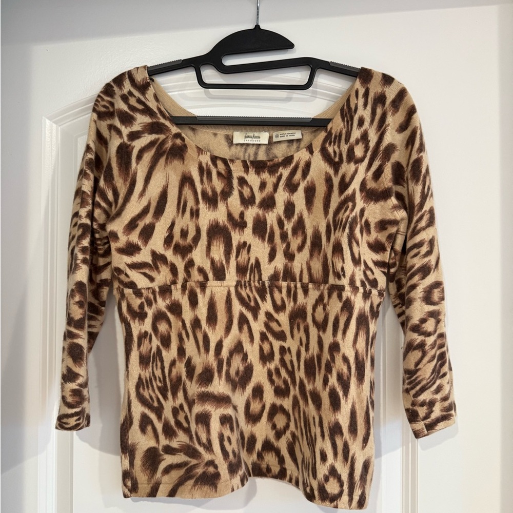 Neiman Marcus Cashmere Leopard Print Women's Top